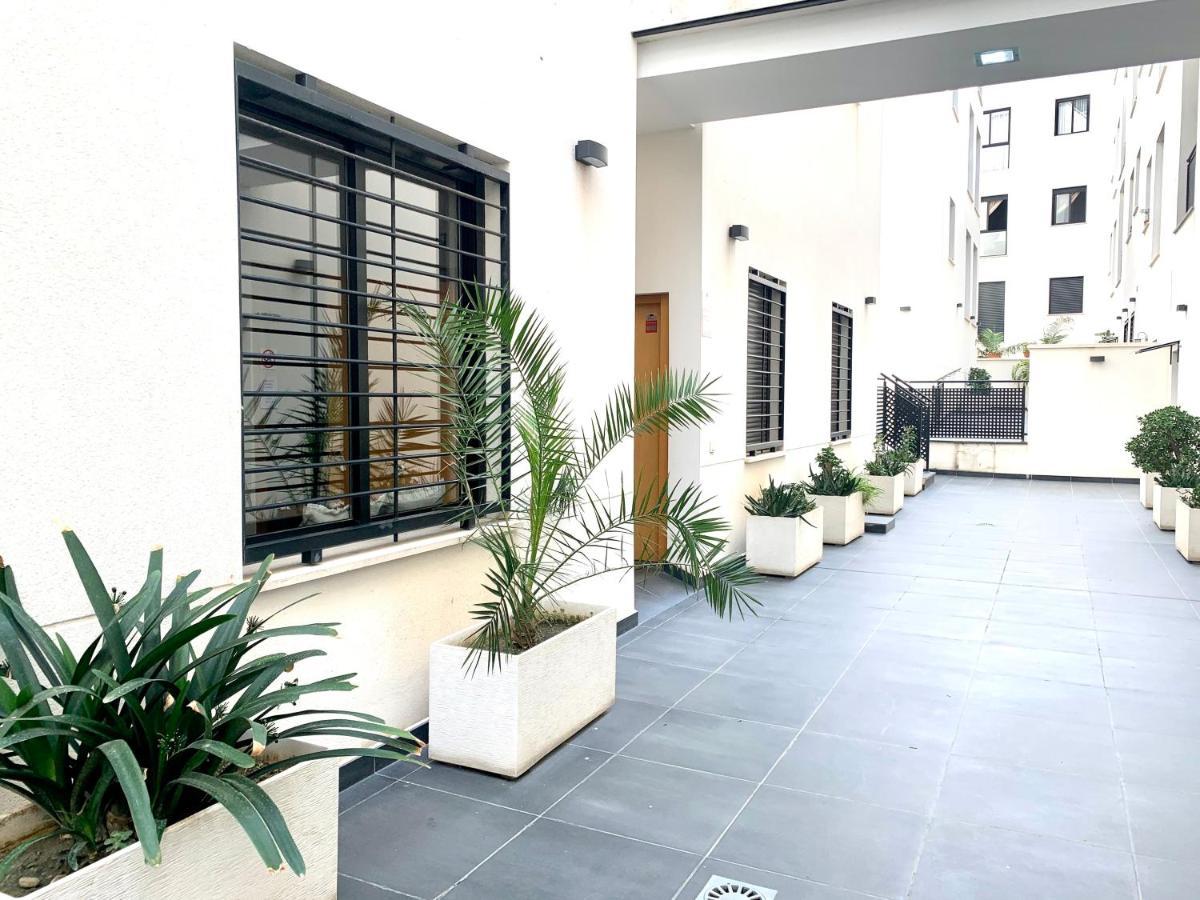 Homely Malaga Refino Oriental Eksteriør bilde